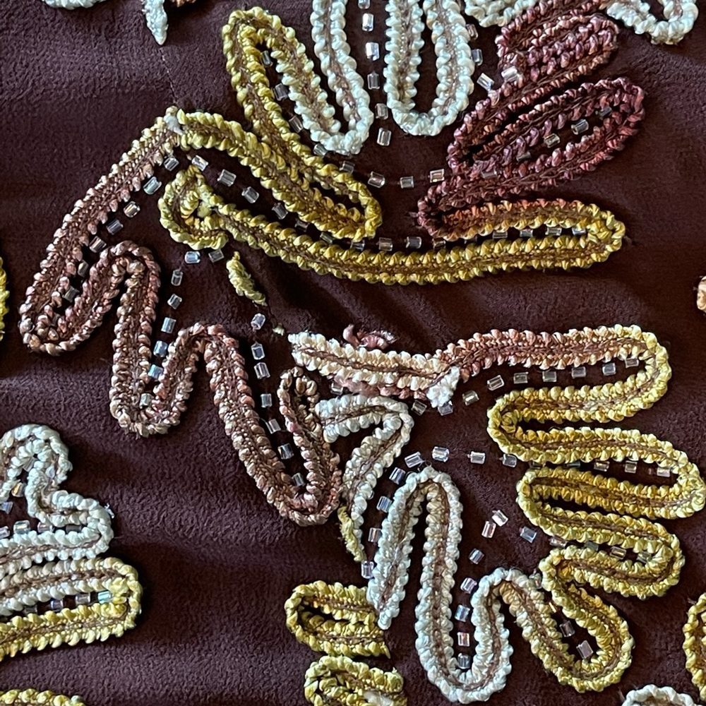 Di Vita Designer Hand Beaded Gorgeous Skirt - Picture 13 of 14